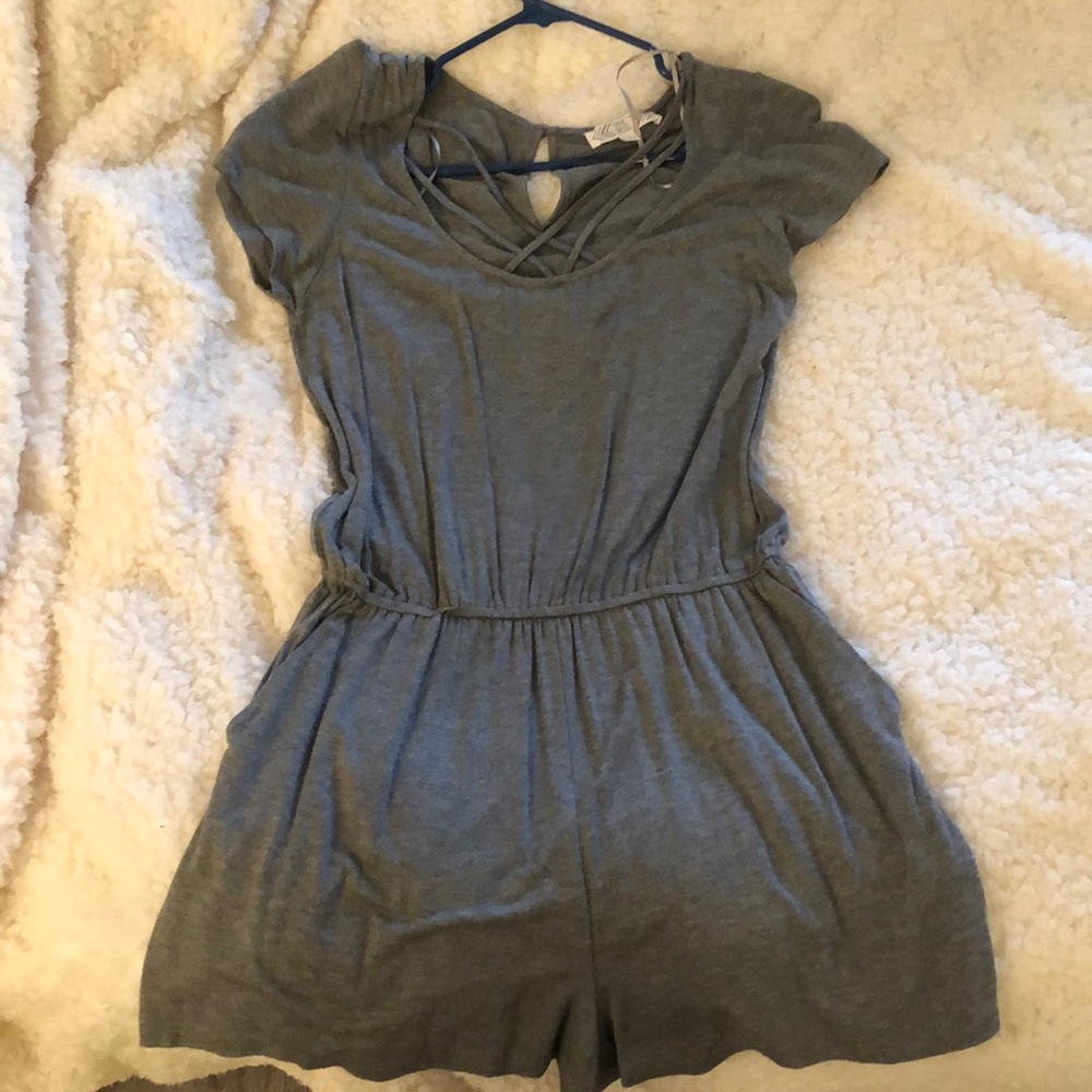 Grey romper light weight
